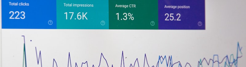 返奖率波动示意图：显示RTP临时调高与长期EV为负的对比