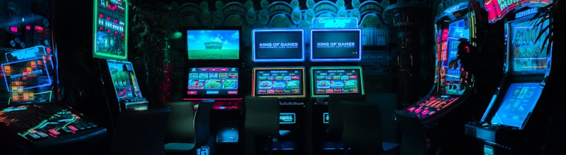 《宙斯缔造神话》游戏初始界面截图：展示新手岛屿与基础建筑